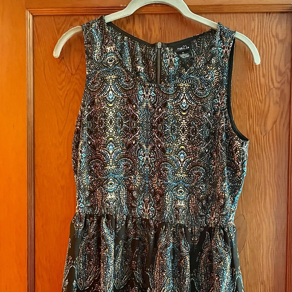 Rue 21 paisley little black dress size medium